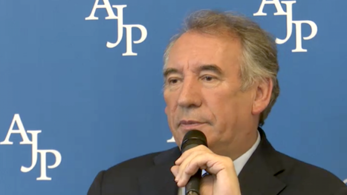 François_Bayrou-FB - AJP