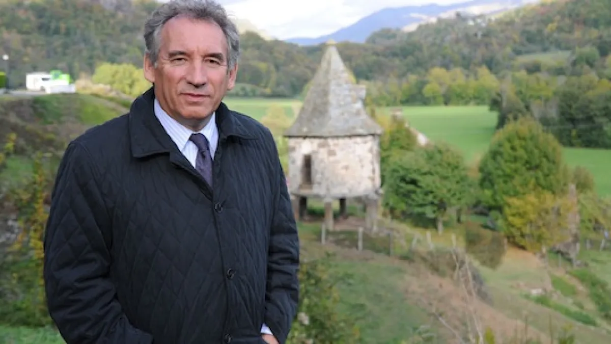 François_Bayrou-FB